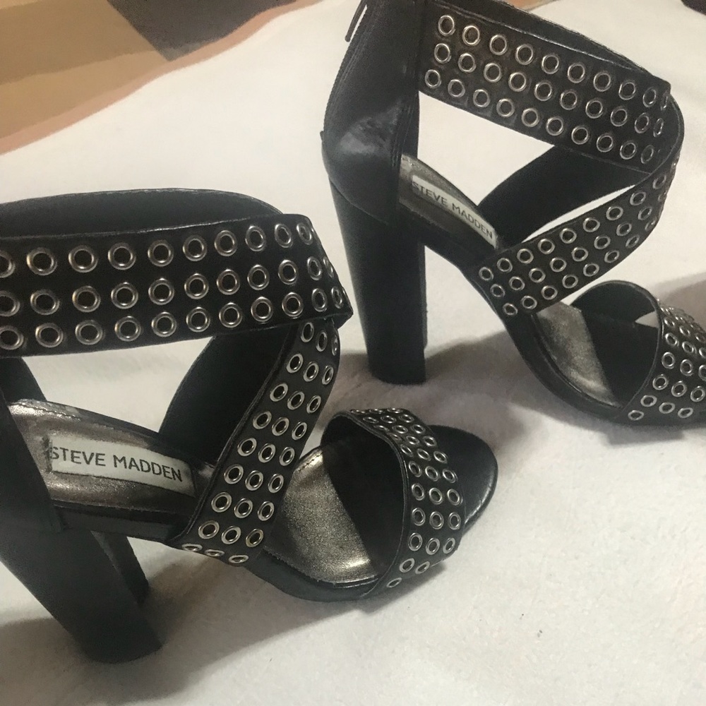 Steve Maddan Black block heels